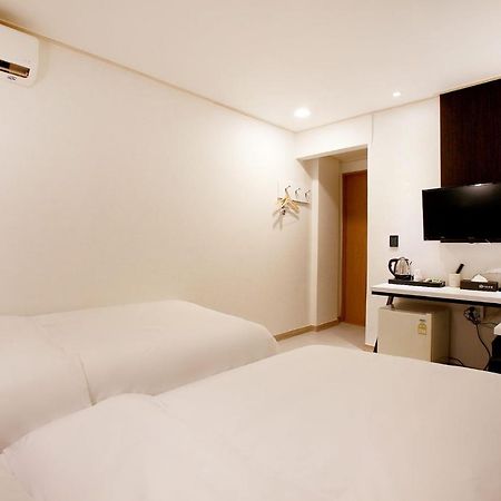 Eton Hotel Chuncheon Buitenkant foto