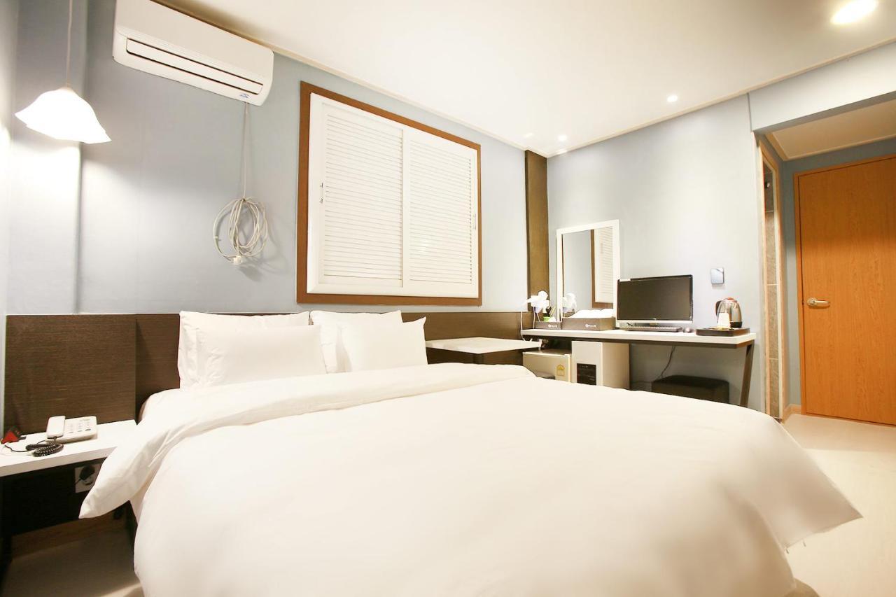 Eton Hotel Chuncheon Buitenkant foto
